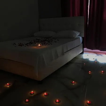 Maldıves *